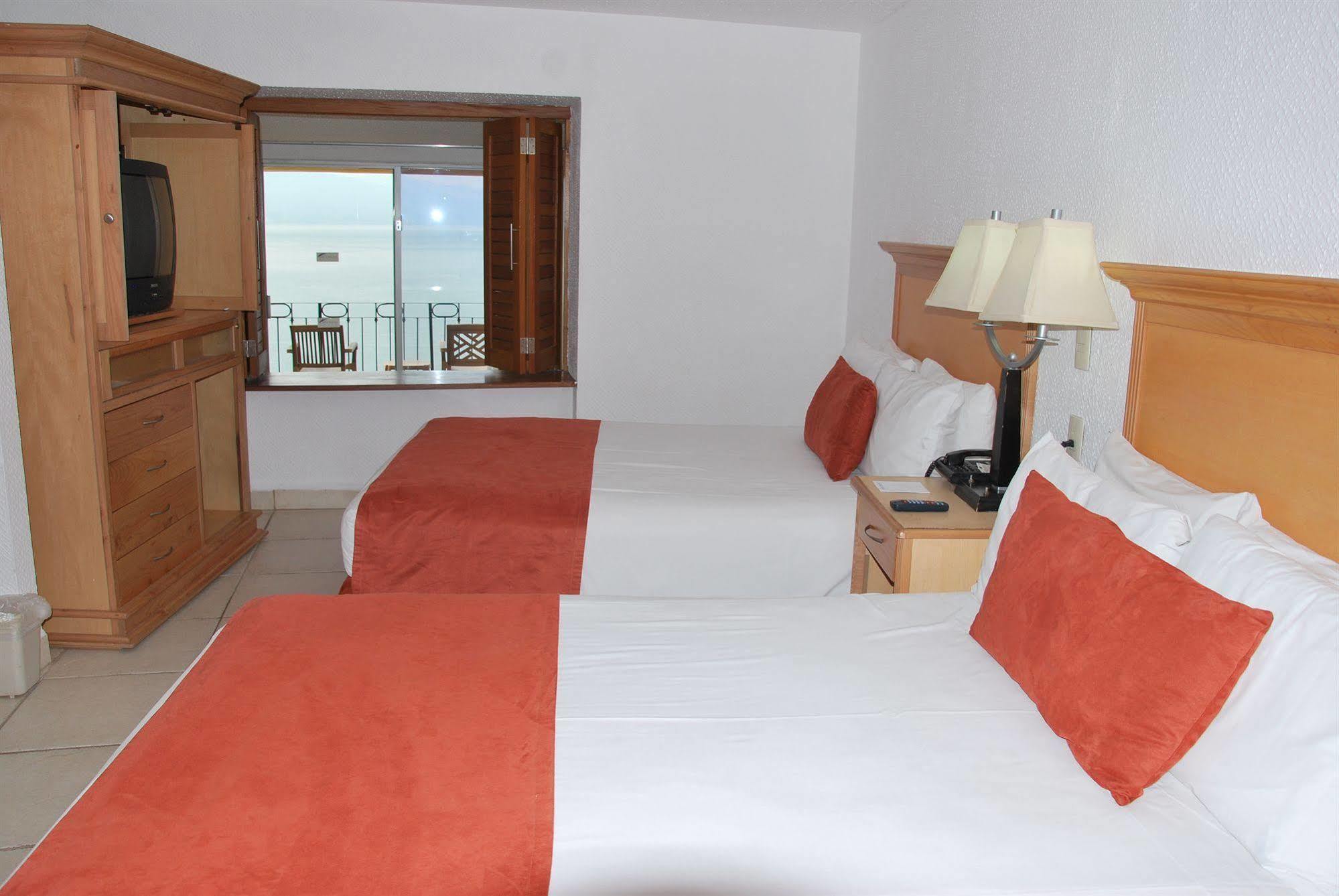 Sea River Tower Condo 132 Puerto Vallarta Bagian luar foto